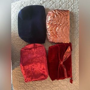 Makeup pouches 4 pieces